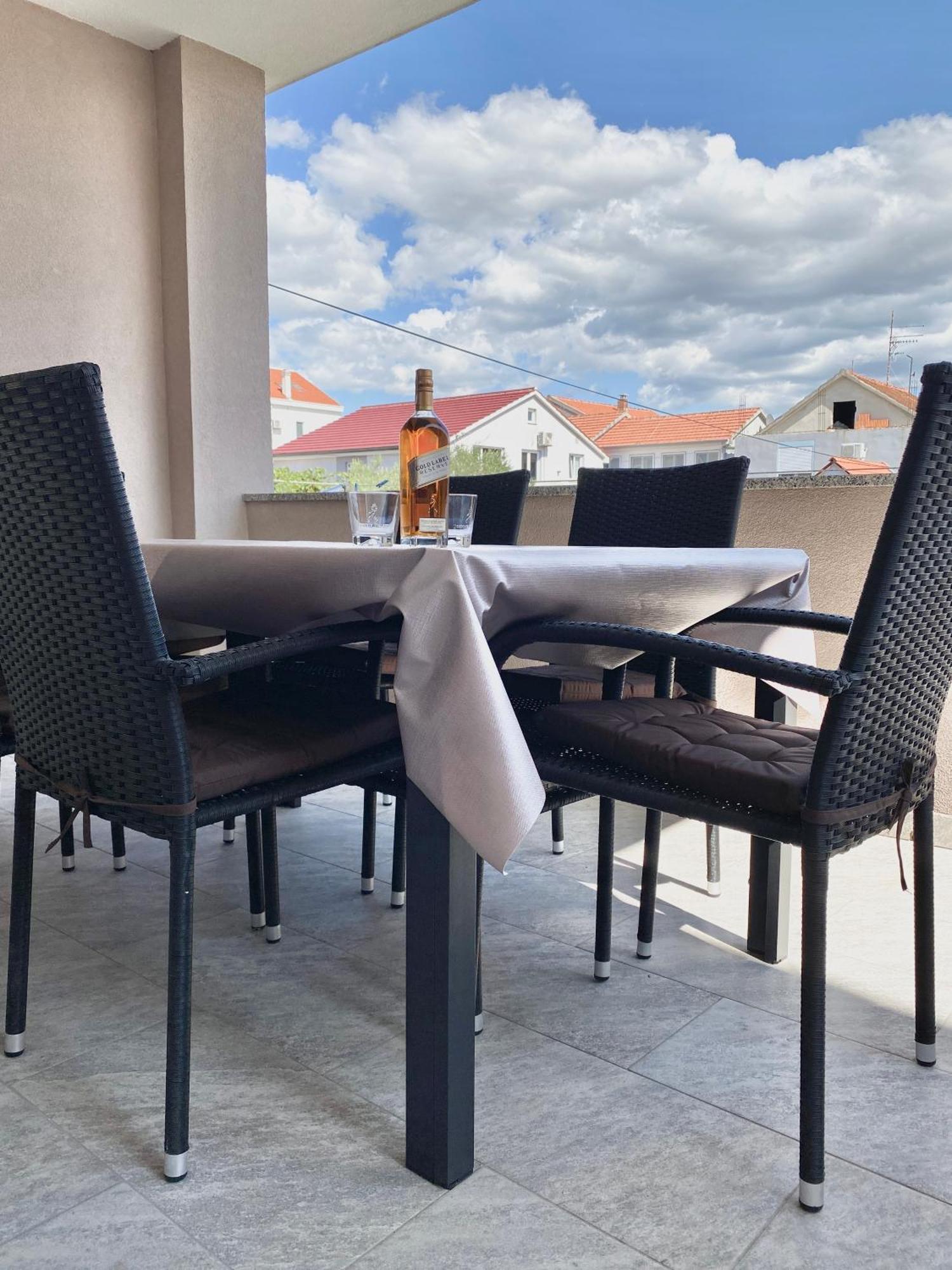 West Apartments Ζαντάρ Εξωτερικό φωτογραφία